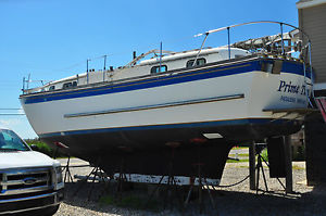 1971 Gulfstar Yachts Inc. MS 36 Center Cockpit Shallow Draft Motor Sailor