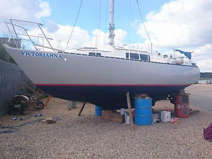 sailing boat