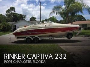2005 Rinker Captiva 232