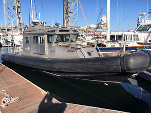 2005 Safe Boat 36 Full Cabin Cummins Diesel Jet Drive Response Aluminium Boat