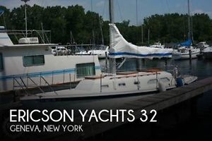 1977 Ericson Yachts 32
