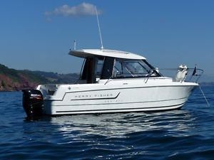 2014 Merry Fisher 645 Motor Boat in immaculate condition