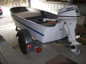 Boat 3.5m De havilland tinny 9.9 Yamaha 4 stroke motor