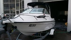 16ft Fishing boat. Ocean master 490, 90hp evenrude e-tec motor 7hrs with waranty
