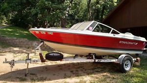 1987 Starcraft pleasure boat - 16 ft with EZ Loader Trailer included