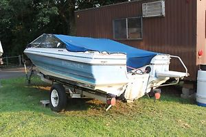 Bayliner 17' Runabout with trailer.