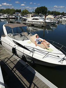 Bayliner 2855 Cierra - Fantastic Condition Boat