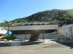 Roberts -33 ft yacht- abandoned project
