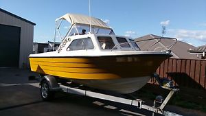 16ft Halfcabin Sportscraft with 80hp mercury