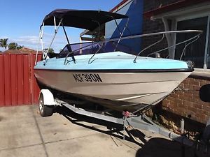 18 FOOT FIBERGLASS BOAT WITH RUST FREE TRAILER