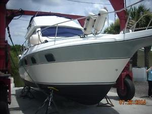 1987 CRUISERS BRAND 33 Chateau VEE