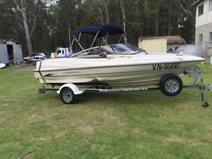 Boat regal 1800 wakeboard ski boat ready for summer