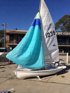 Sailing Boat Flying 11   1039