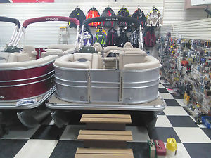 New Sylvan 820 Cruise and Fish Pontoon