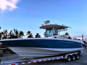 2013 Boston Whaler Boat