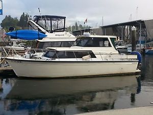 1989 28' Marinette Sedan Cruiser, repowered