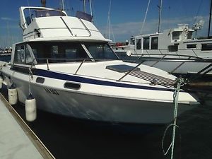 Boat - Fraser Cabin Cruiser 9.1 Meters