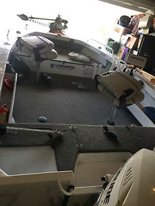 2013 Quintrex 420 Renegade. 2013, 50 Hp Evinrude.