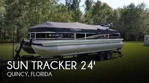 2014 Sun Tracker Party Barge 24 DLX XP3 Tritoon