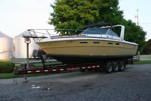 1978 Sea Ray 300 Weekender with T-360CI chrysler engines