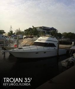 1989 Trojan International 10.8 Meter