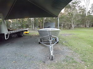 Quintrex 3.5 Dory 2013 Model