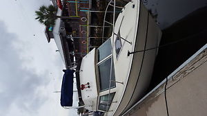 1979 TIARA/S2 Yachts 2500 Sport Sedan