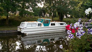 Creighton  / Concannon 32ft Centre Cockpit Canal Cruiser