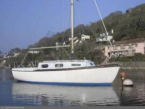 Sunrider 25 Sailing Boat with inboard Perkins 28hp engine