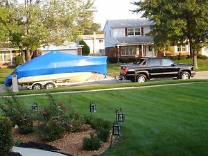 1984 21 ft Sea Ray boat and trailer