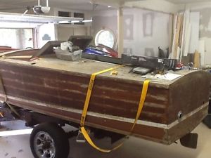 1953 Chris-Craft 17' deluxe runabout