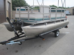2006 Sea Ryder by Godfrey Marine 615-19