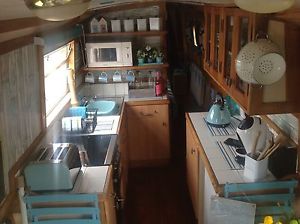 Narrow boat 57ft semi trad reduced to £43,000 barge live aboard house boat