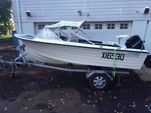 Boat: Fibreglass Cruise Craft 'Rogue', with Mercury 50 HP