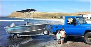 Boat 4.2m stacker centre console tinny 40hp four stroke