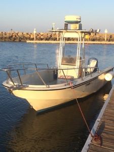 1989 Boston Whaler OUTRAGE