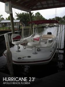 2000 Hurricane 232 Fun Deck