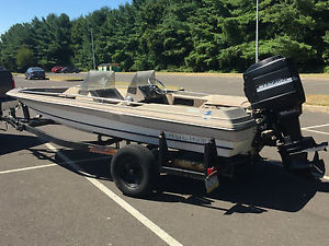 1983 Bayliner Trophy