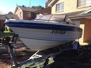 Mustang 17ft with pod 115 Evinrude