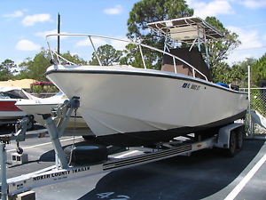 1984 Mako M235