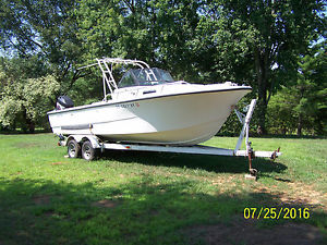 1987 23' Pro-Line Boat with 1996 225hp Mercury Motor and Trailer