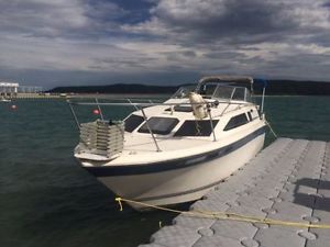 1985 Bayliner Ciera 2750 Power Boat Sleeps 6 Brand New GM454 Engine and Extras