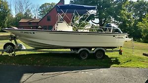 2012 Boston Whaler montauk