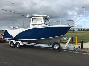 2015 model 7.5m plate Boat Centre Cab
