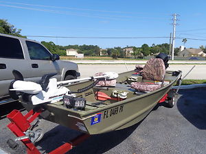2015 Tracker 15