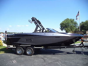 2016 Axis T22