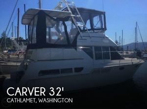 1998 Carver 325 Aft Cabin