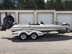 2014 Skeeter FX20