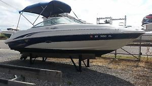 2004 SEARAY 220 SUNDECK