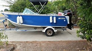 5.3 mtr Stessl Mako Craft Sun runner